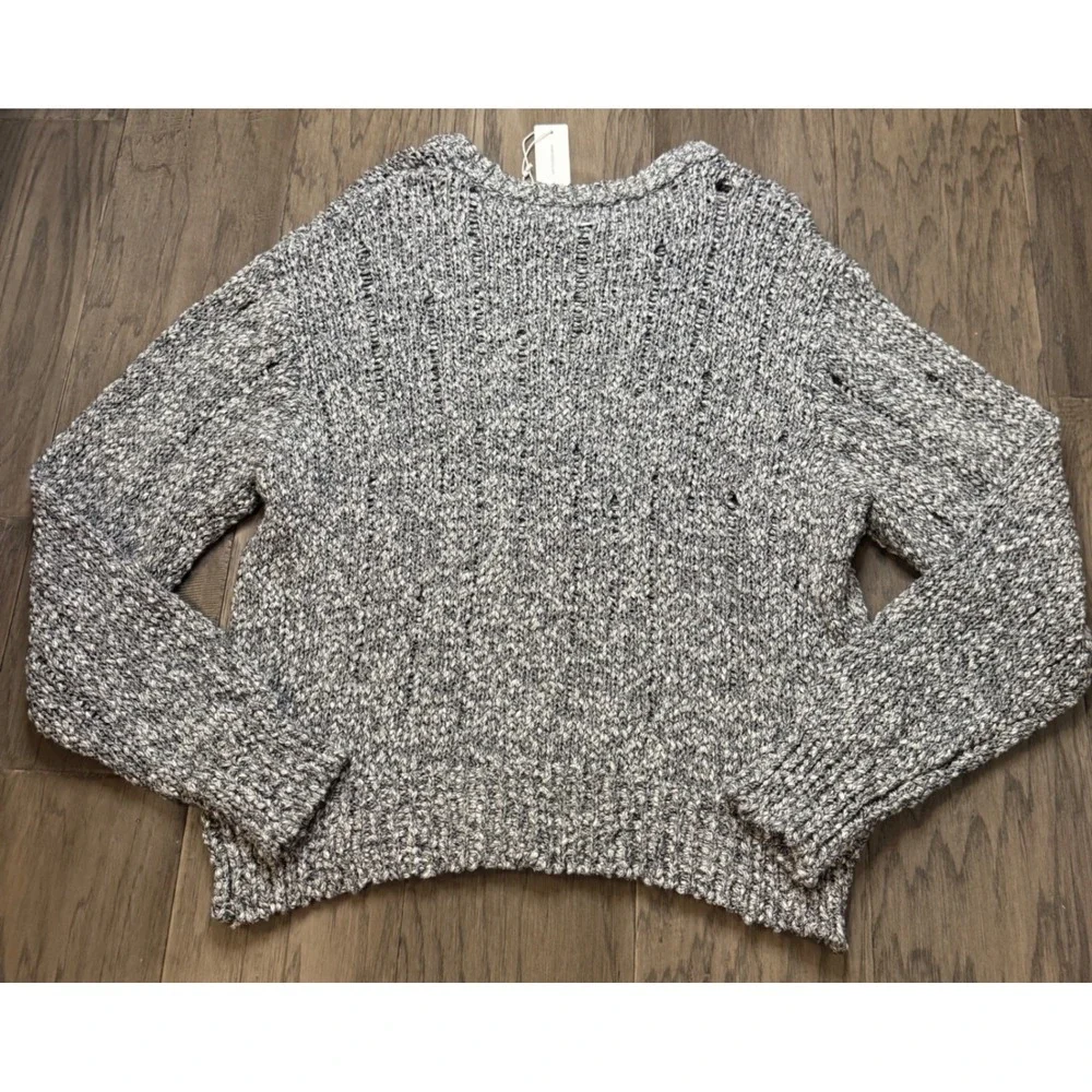 NWT Bluivy Young Contemporary Women's Gray Speckled Knit‎ Sweater M/L